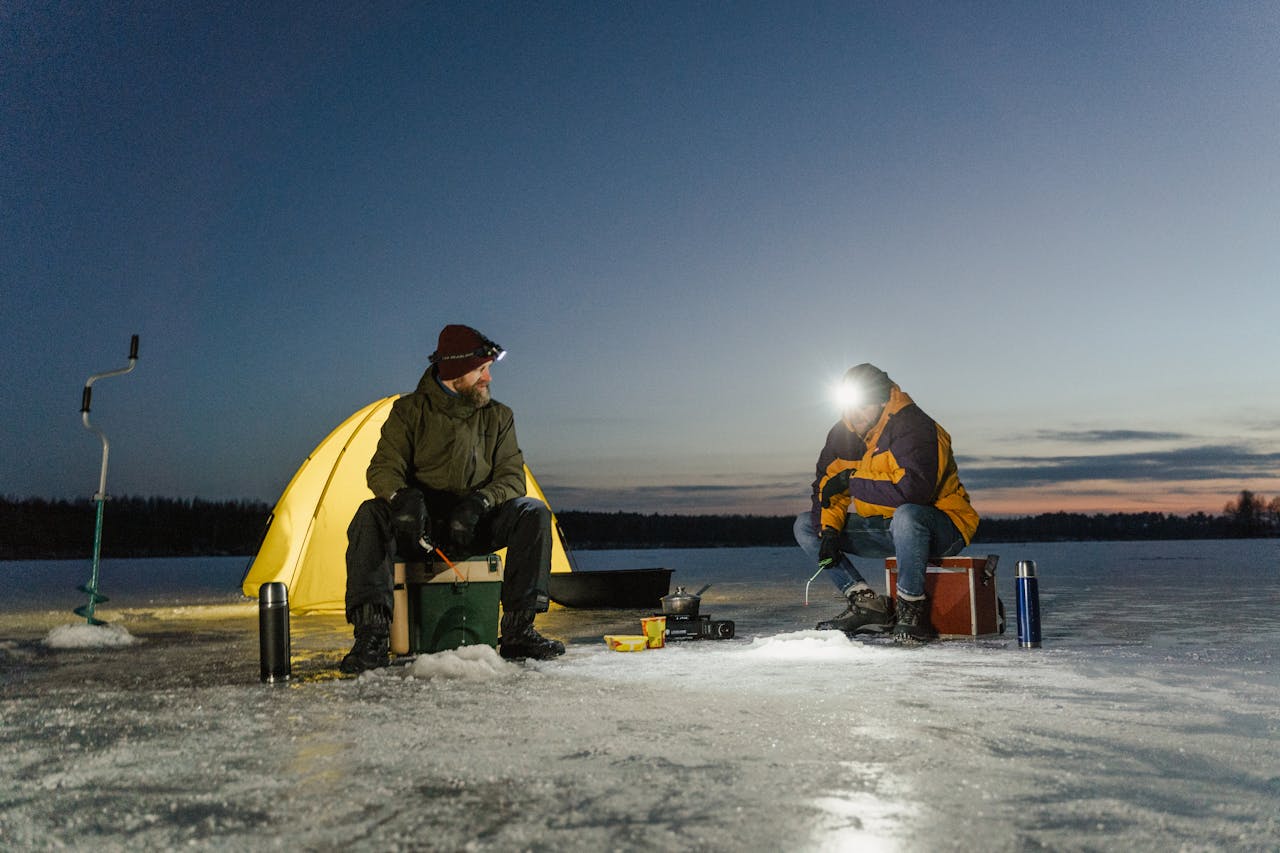 How to choose the right ice-fishing lure: a simple winter guide