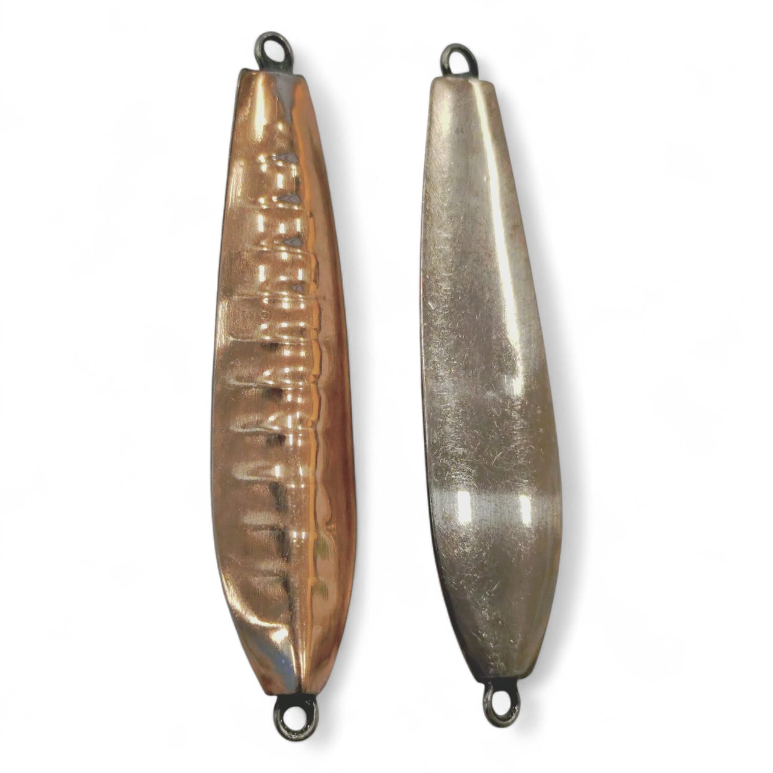 Блесна вертикальная FNX Tornado 45мм/13г CU/SIL